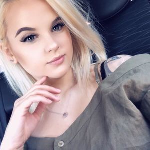 Meet your Posher, Marissa